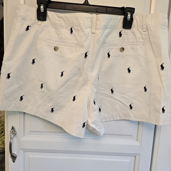Ralph Lauren White Embroidered Polo Cotton Shorts - Picture 2 of 6